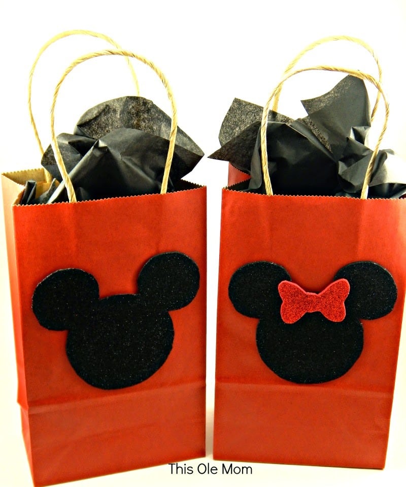 Duct Tape Mickey & Minnie Gift Card Holders - Crafts by Amanda