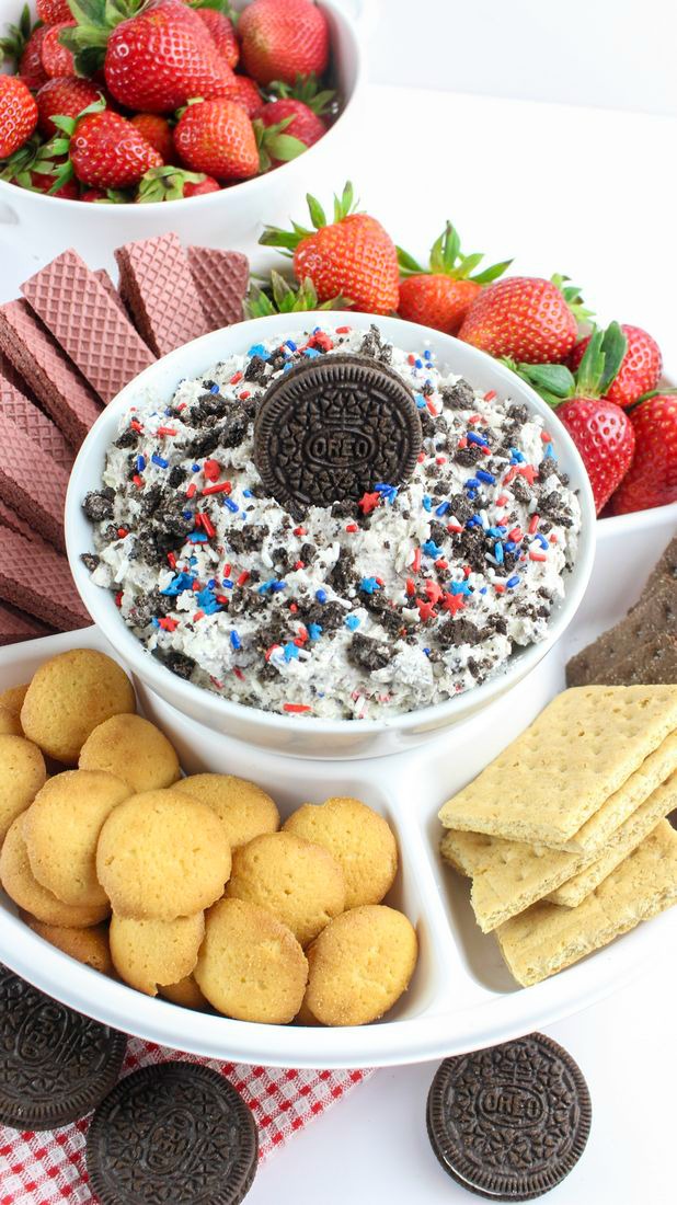 Patriotic Cookies And Cream Dip This Ole Mom