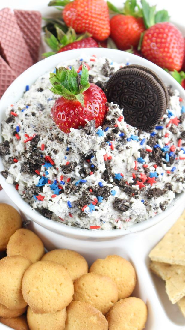 Patriotic Cookies And Cream Dip This Ole Mom