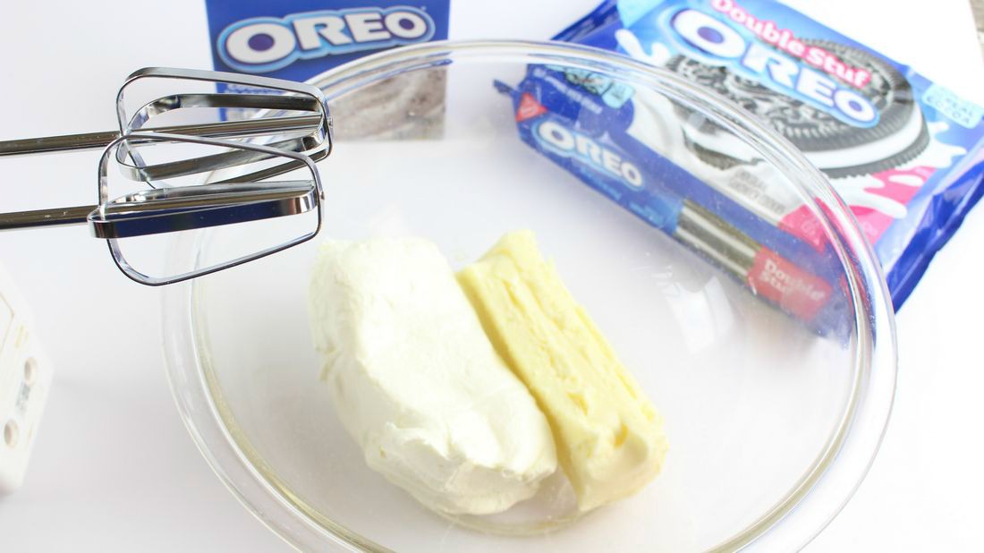 Patriotic Cookies And Cream Dip This Ole Mom