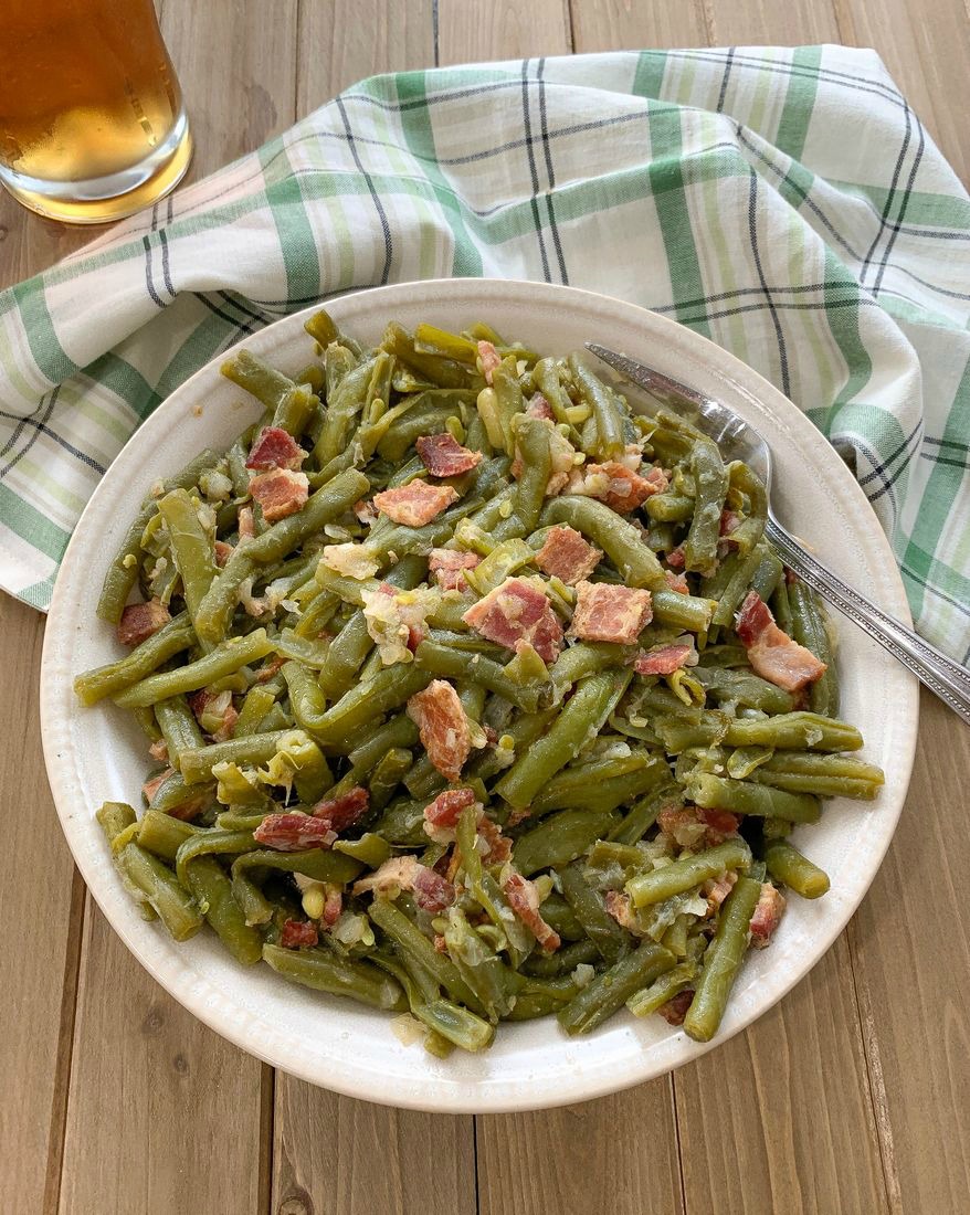 Southern Style Green Beans - This Ole Mom